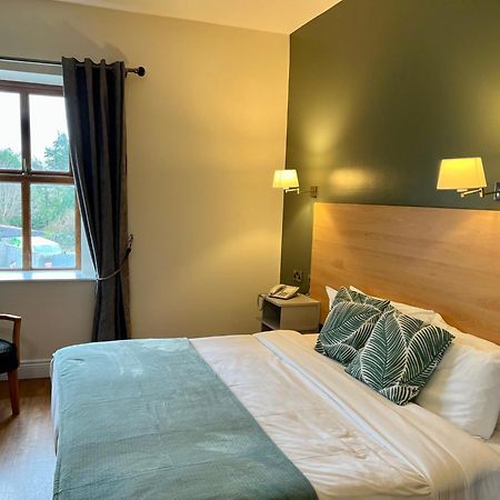 The Coach House Hotel Oranmore Exteriér fotografie
