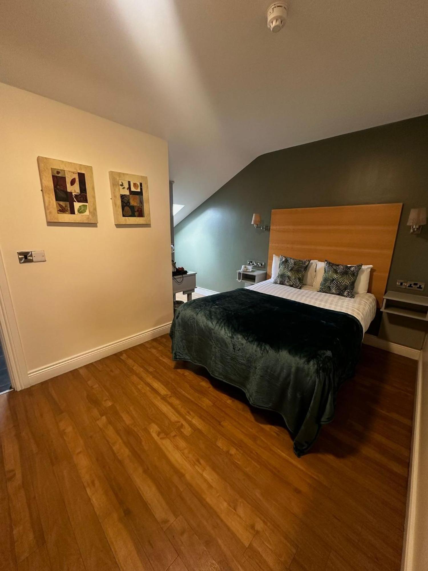 The Coach House Hotel Oranmore Exteriér fotografie