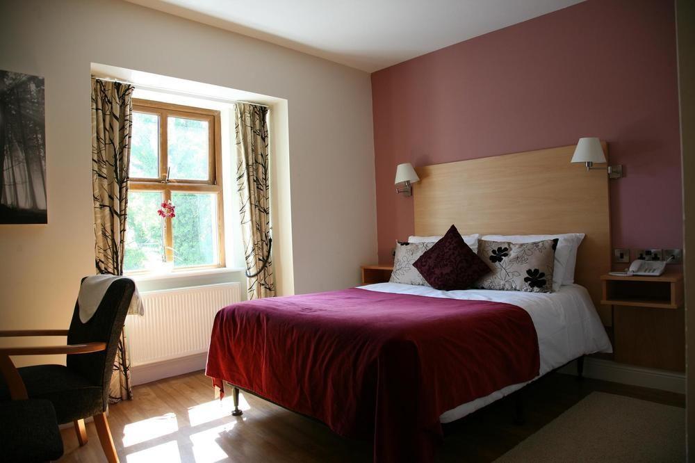 The Coach House Hotel Oranmore Exteriér fotografie