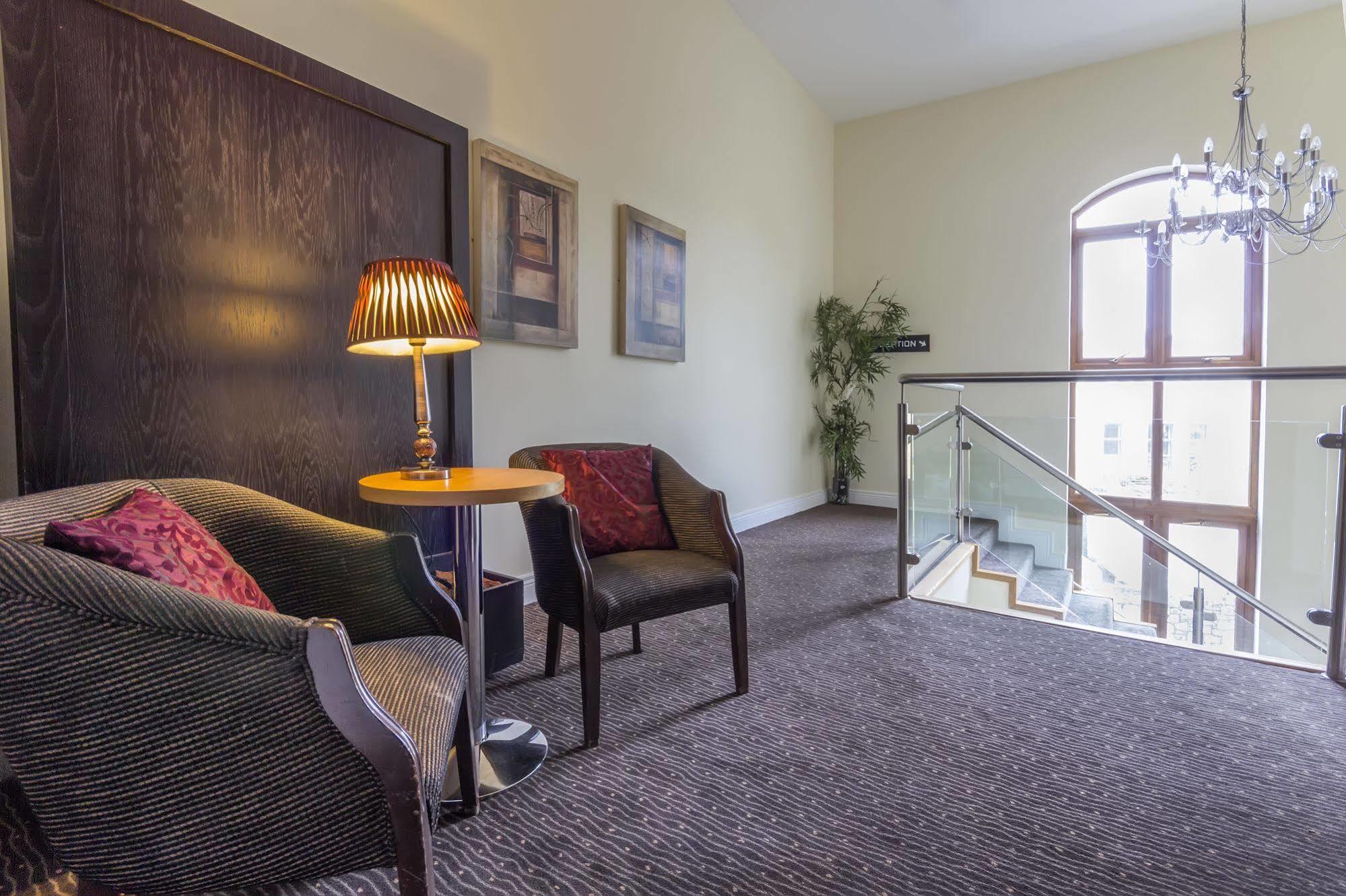 The Coach House Hotel Oranmore Exteriér fotografie