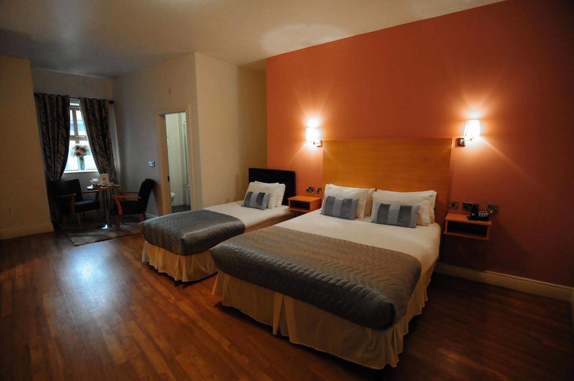 The Coach House Hotel Oranmore Exteriér fotografie